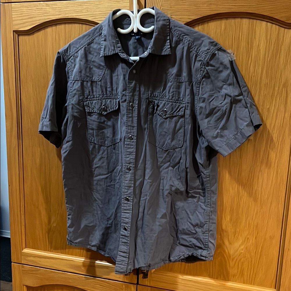 Gray GAP Men's Short Sleeve Tees Shirt